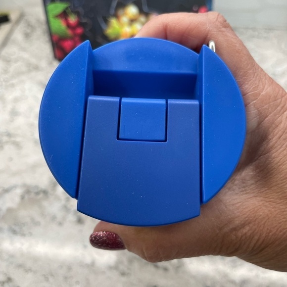 Starbucks 2024 Sapphire Blue Checkered SS Daisy  Charm Tumbler. NWT. HFT. Wow! - Picture 6 of 10